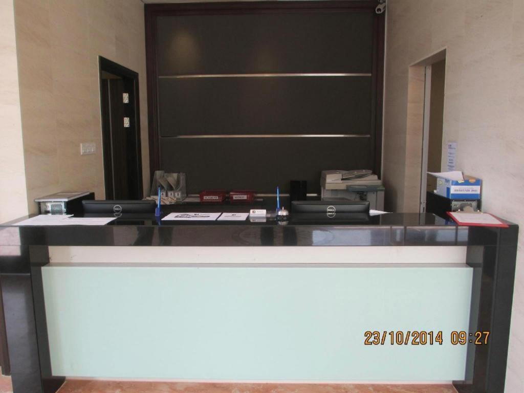 Kemena View Hotel Kuching Exterior foto